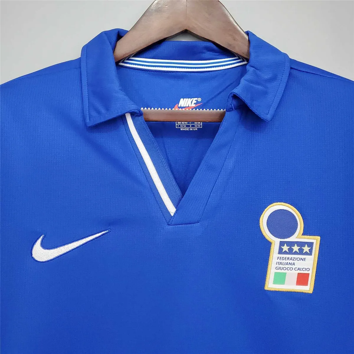 1998 Italy home 6