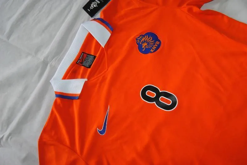 97-98 Netherland home 4