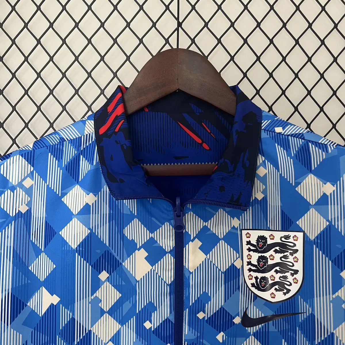 2024 England Trench Coat Reversible Windbreaker Double-Sides Jacket Supllier Yupoo 4