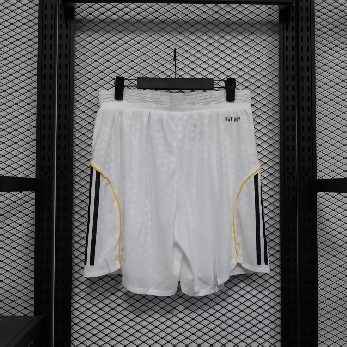 25-26 Real Madrid Home Player Version White Shorts AAAAJersey Wholesale Yupoo 6