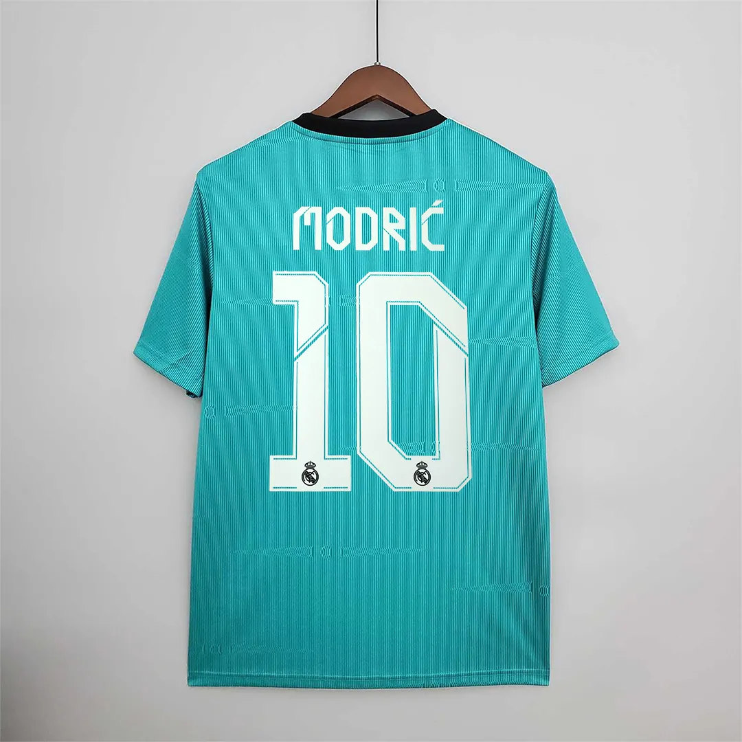21-22 Real Madrid third away 19