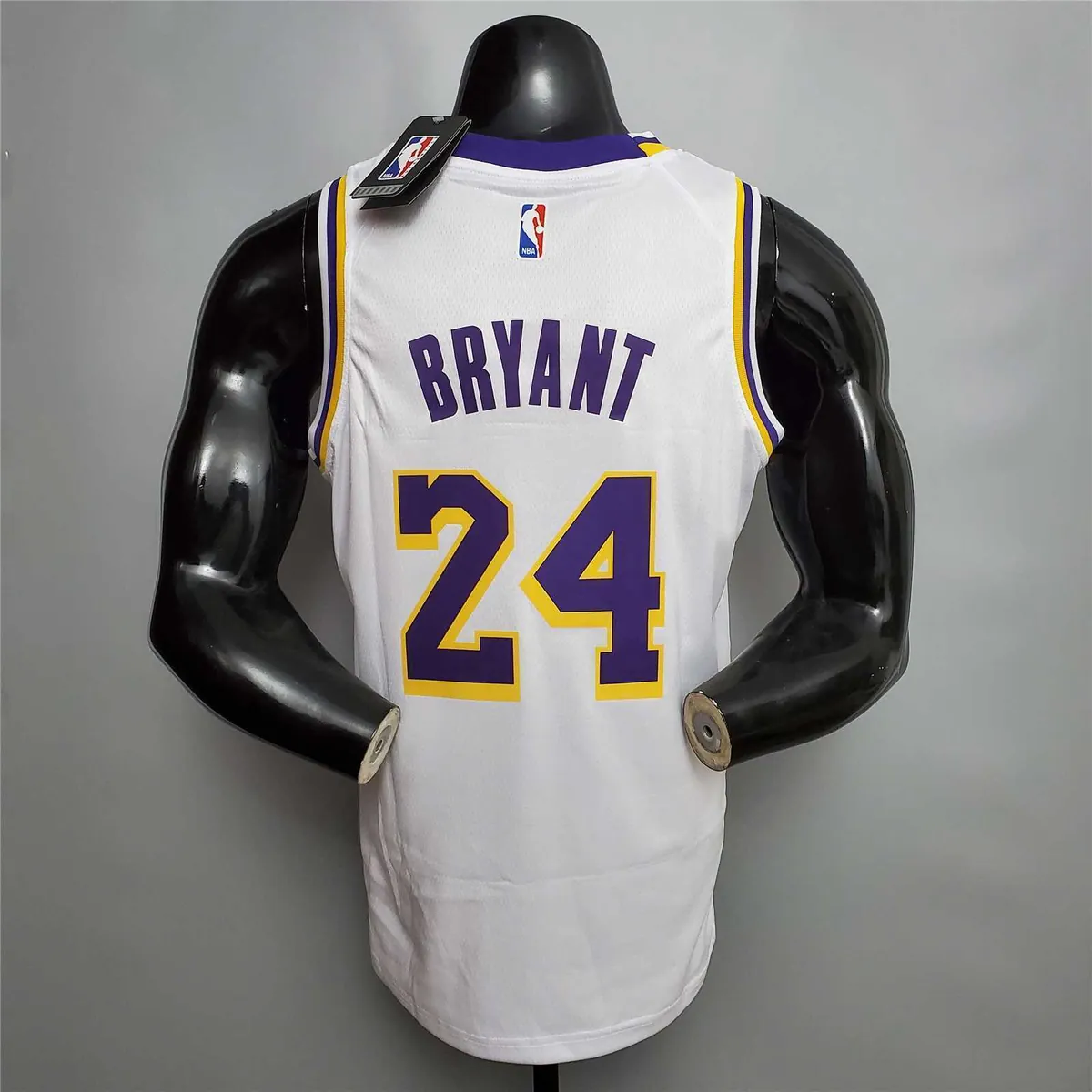 Bryant #24 Lakers Round neck white 1