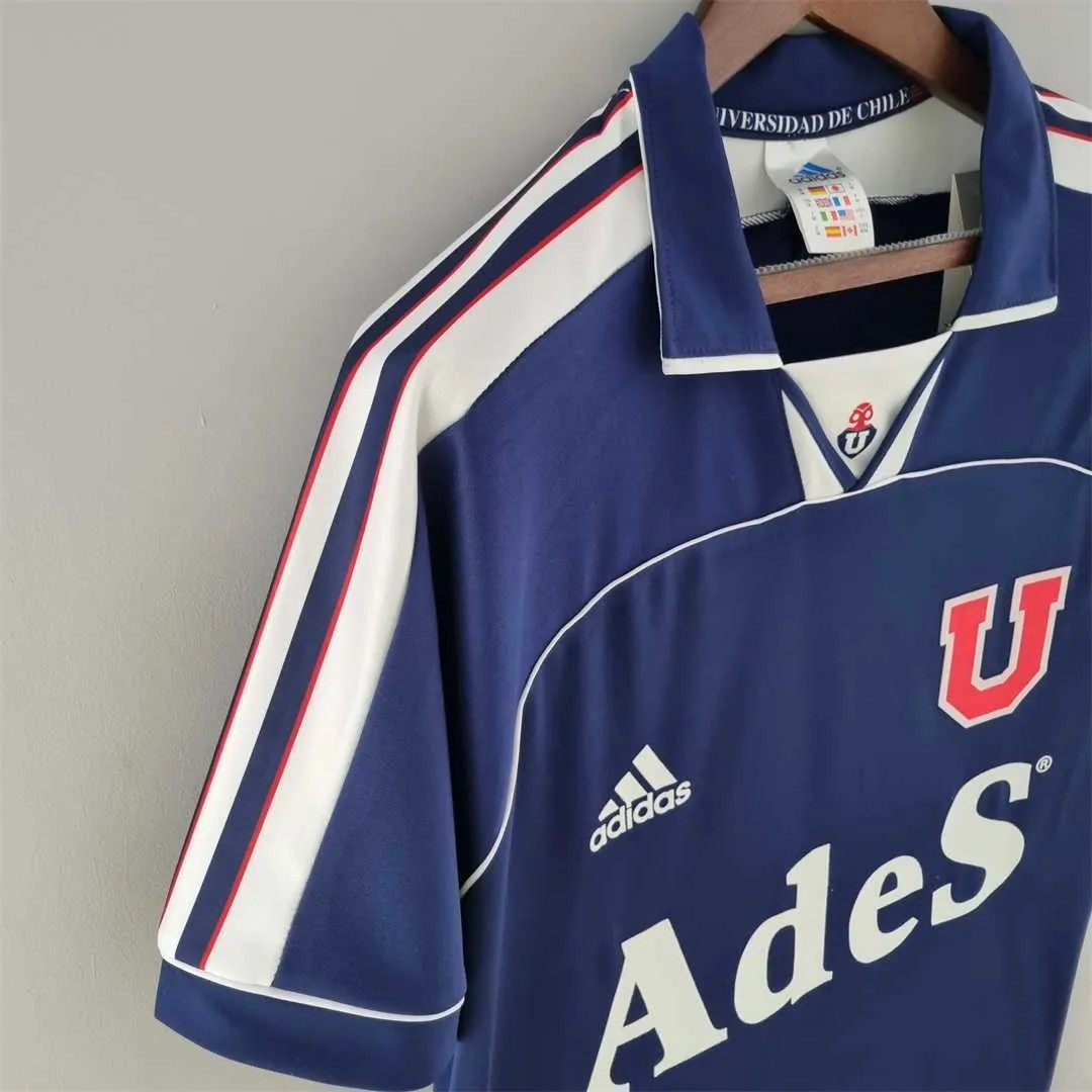 00-01 University of Chile home 5