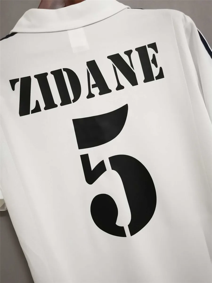 01-02 Real Madrid home 8