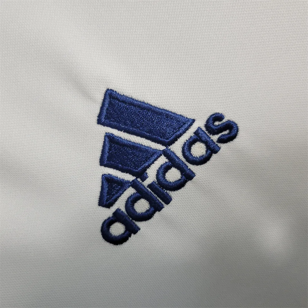 00-01 Real Madrid home 9