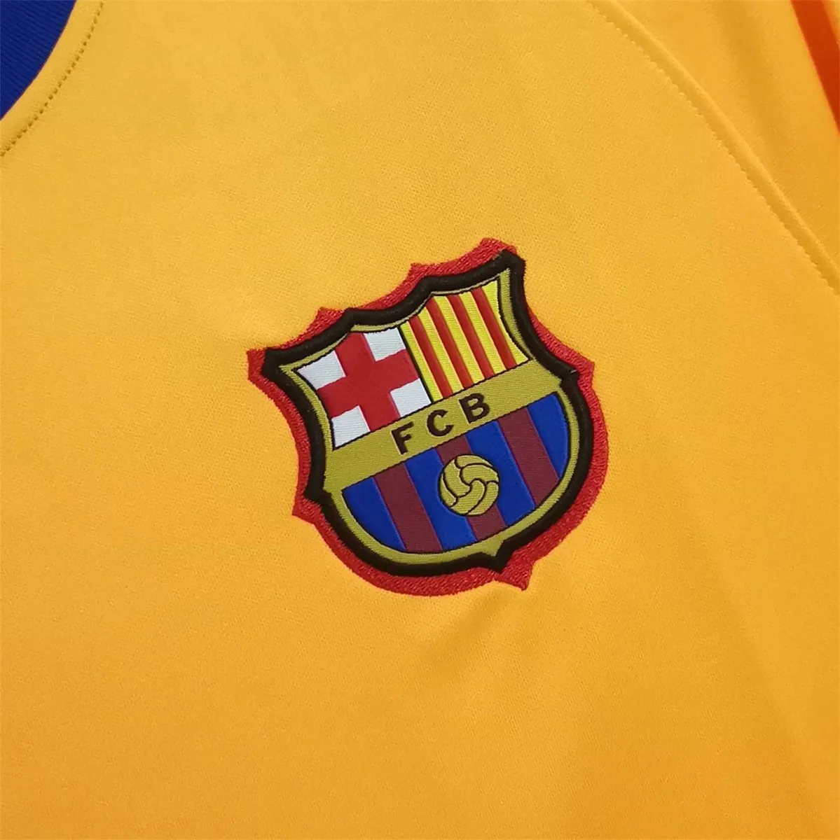 22-23 Barcelona training kit 3