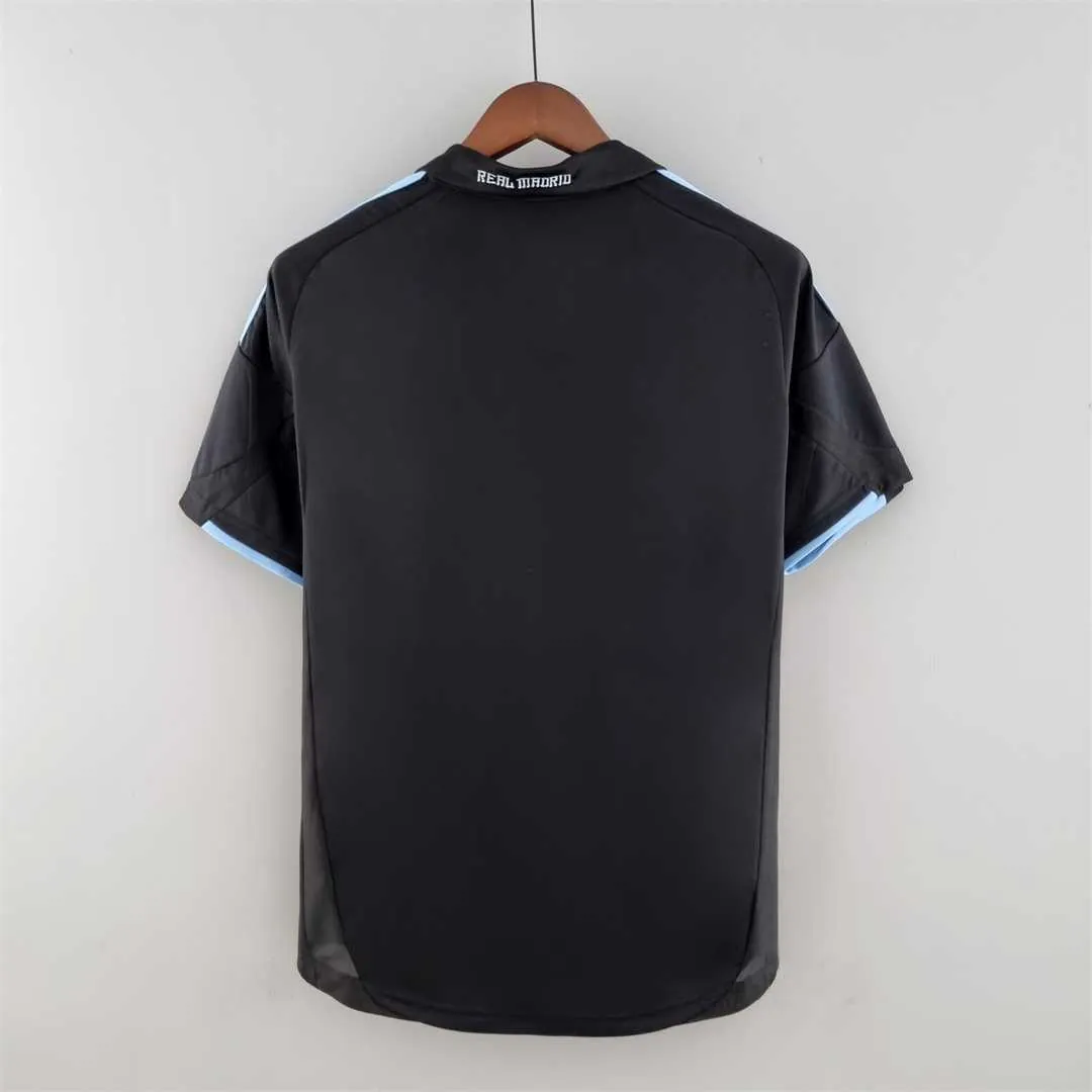 09-10 Real Madrid away 4
