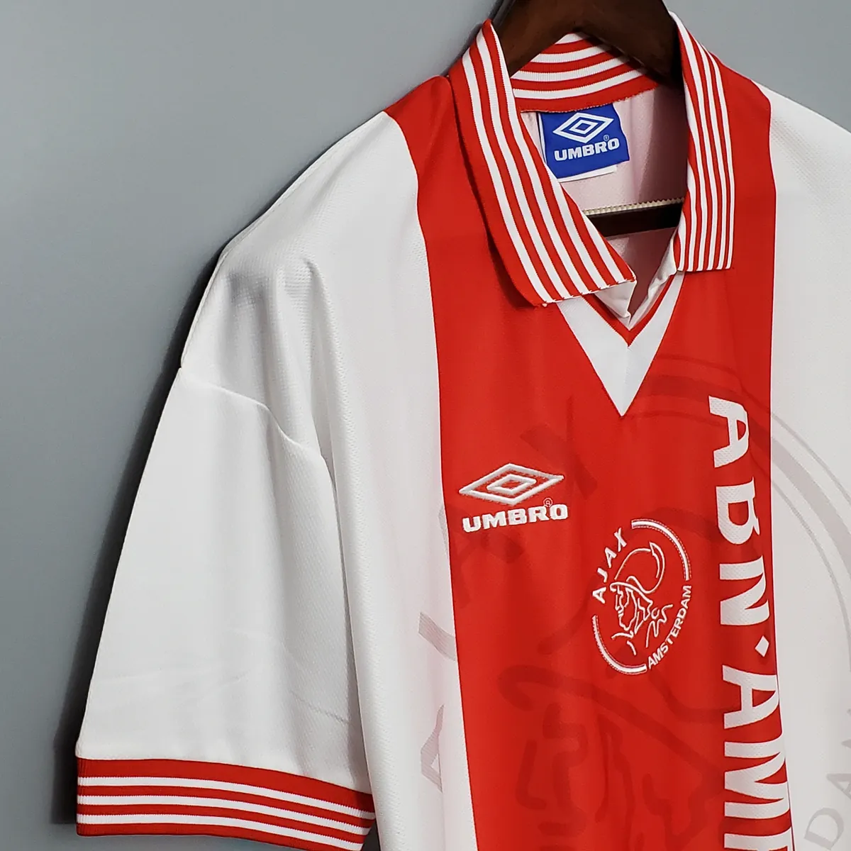 95-96 Ajax home 3