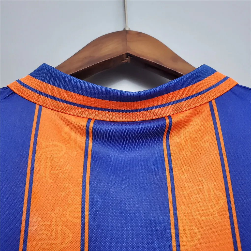 93-94 Rangers away 5