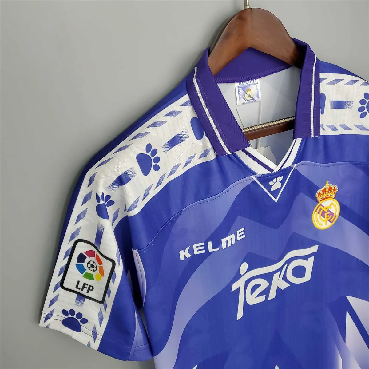 96-97 Real Madrid away 1