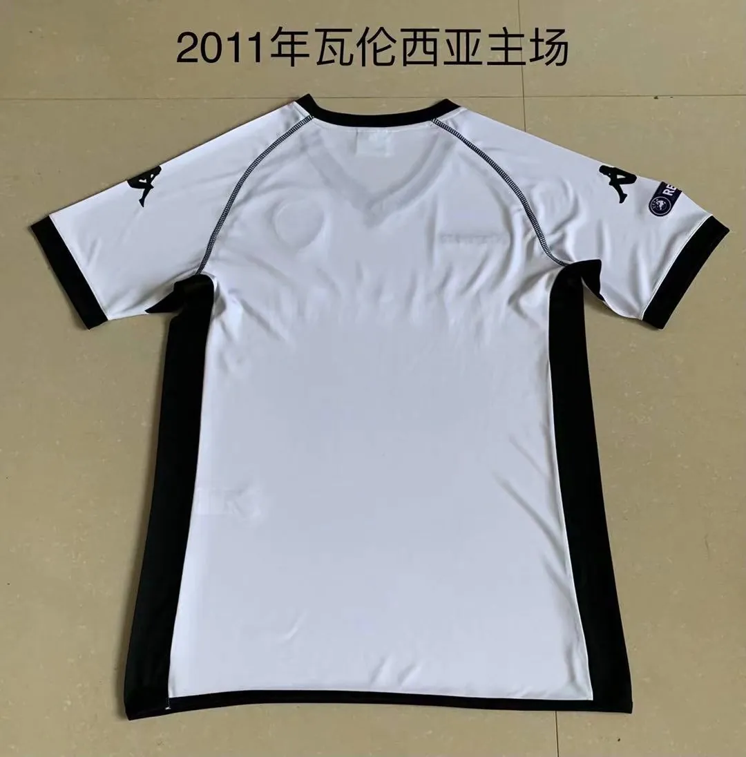 11-12 Valencia home 1