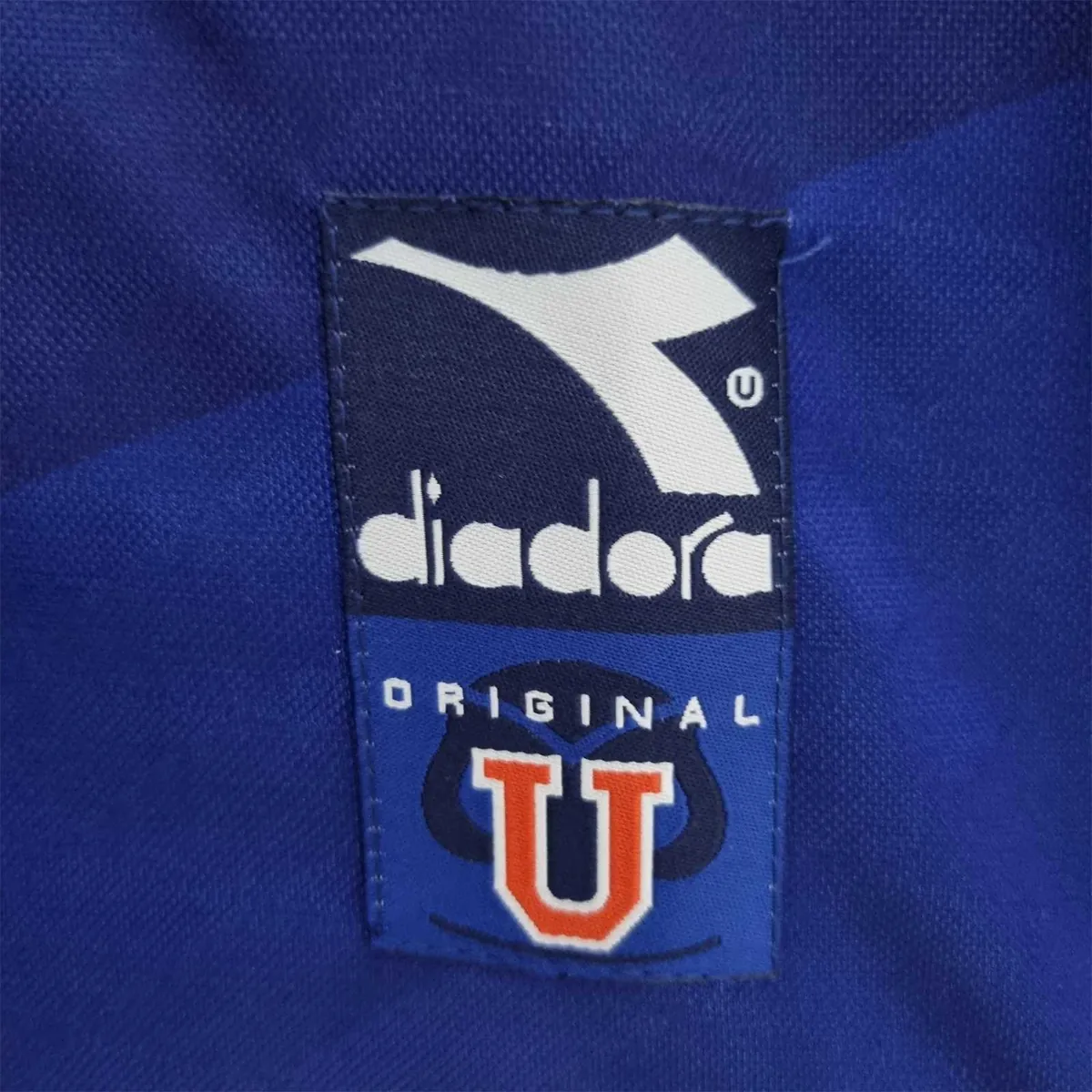 1996 University of Chile home 5