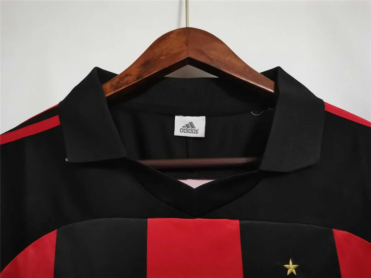 01-02 AC Milan home 4
