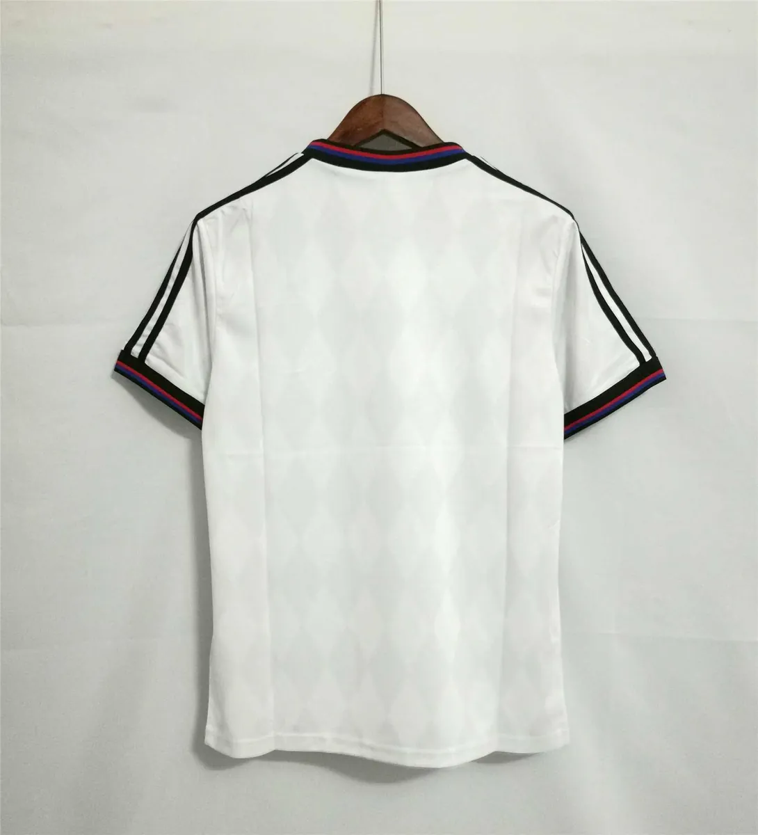 95-96 Bayern Munich white away 2