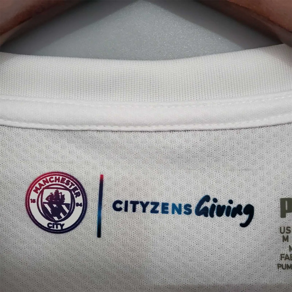 21-22 Manchester City away 3
