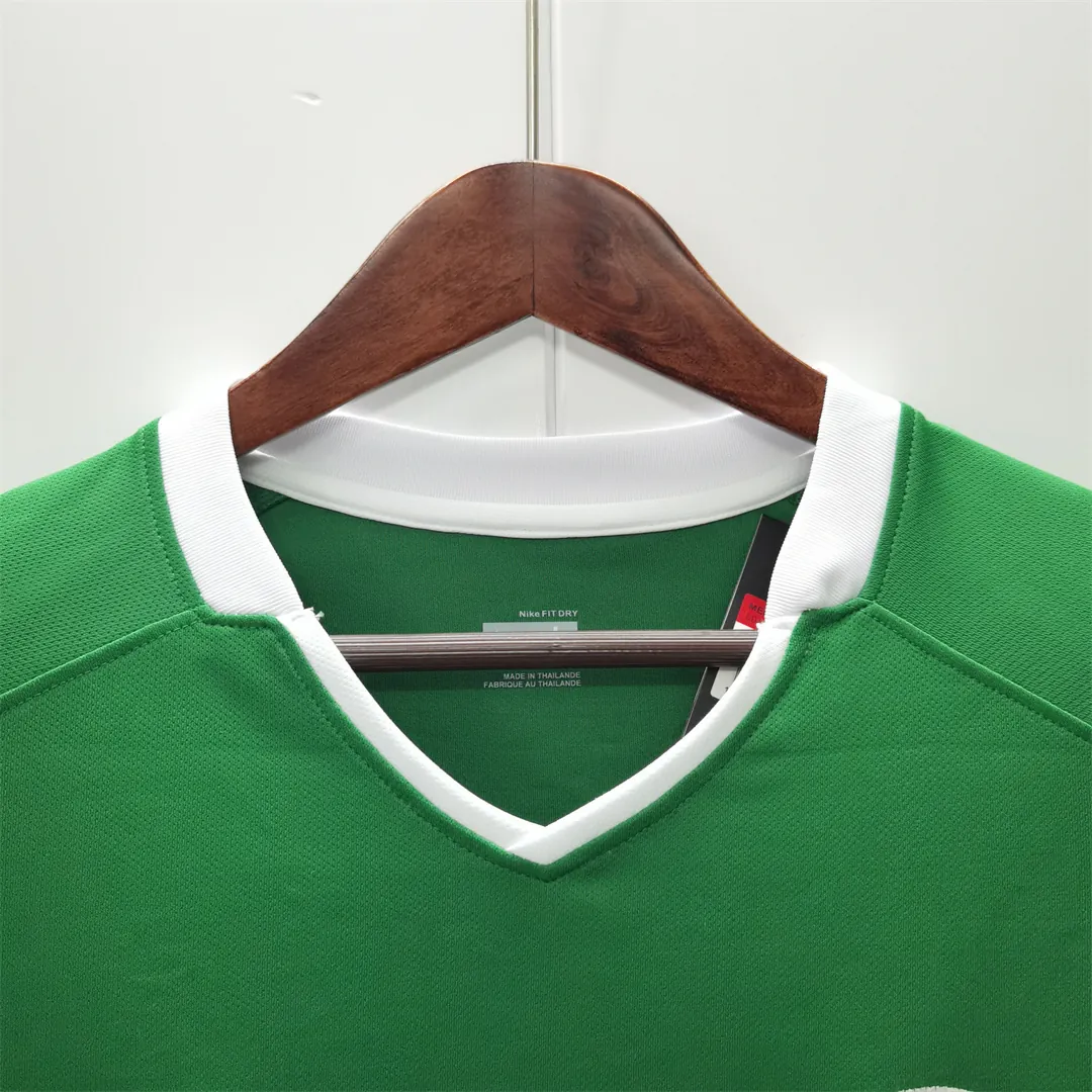 08-09 Wolfsburg home 4