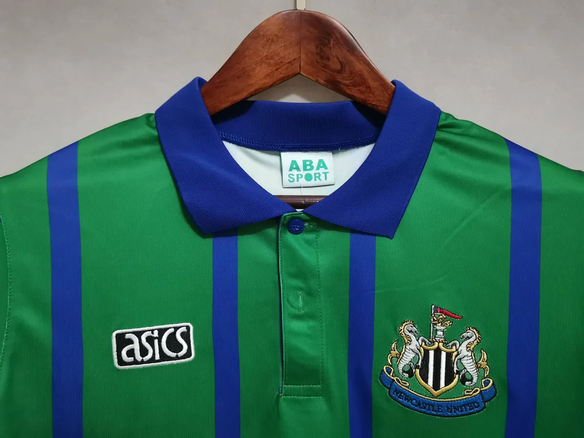 94-95 Newcastle away 3