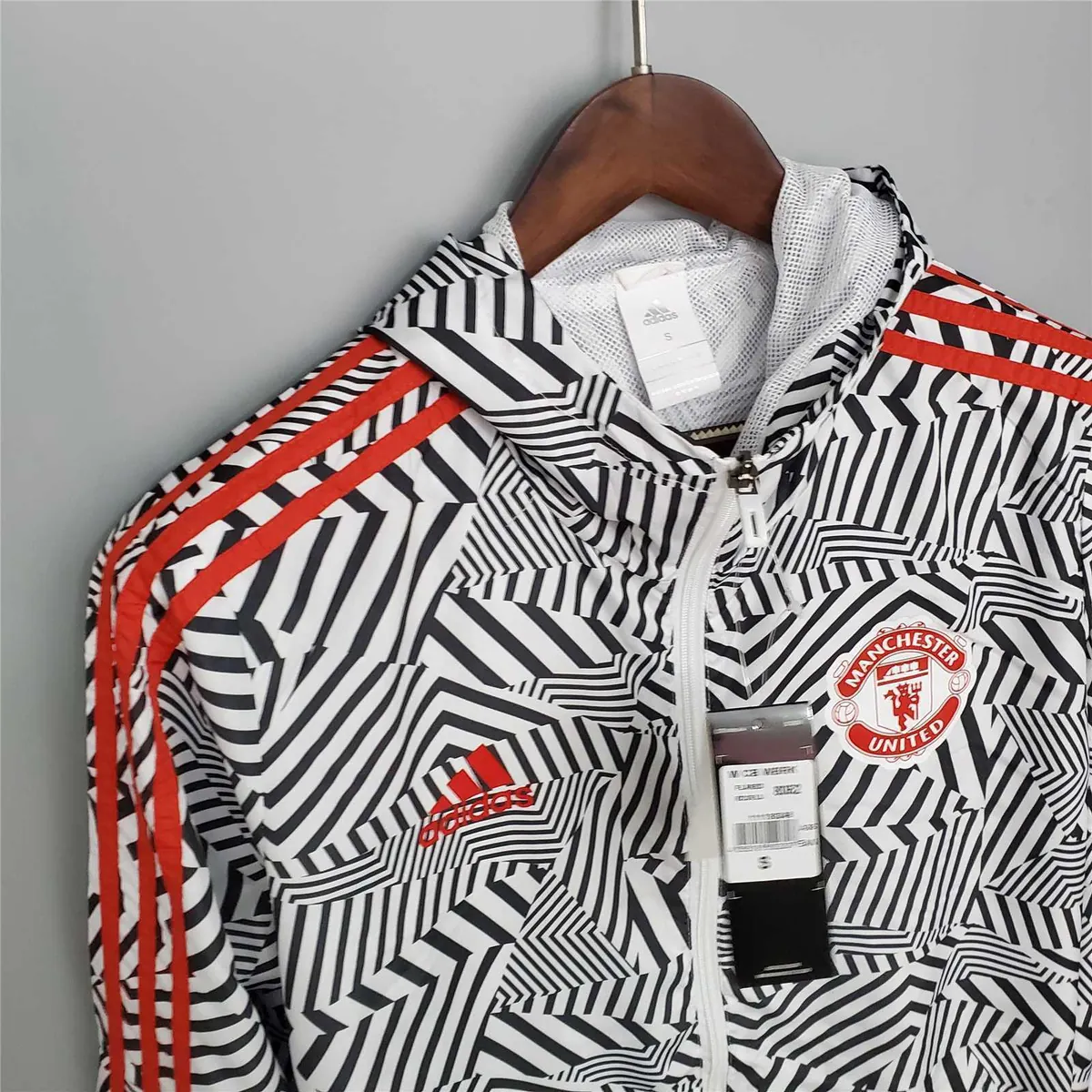 21-22 Manchester United Black-White Stripes Windbreaker 5