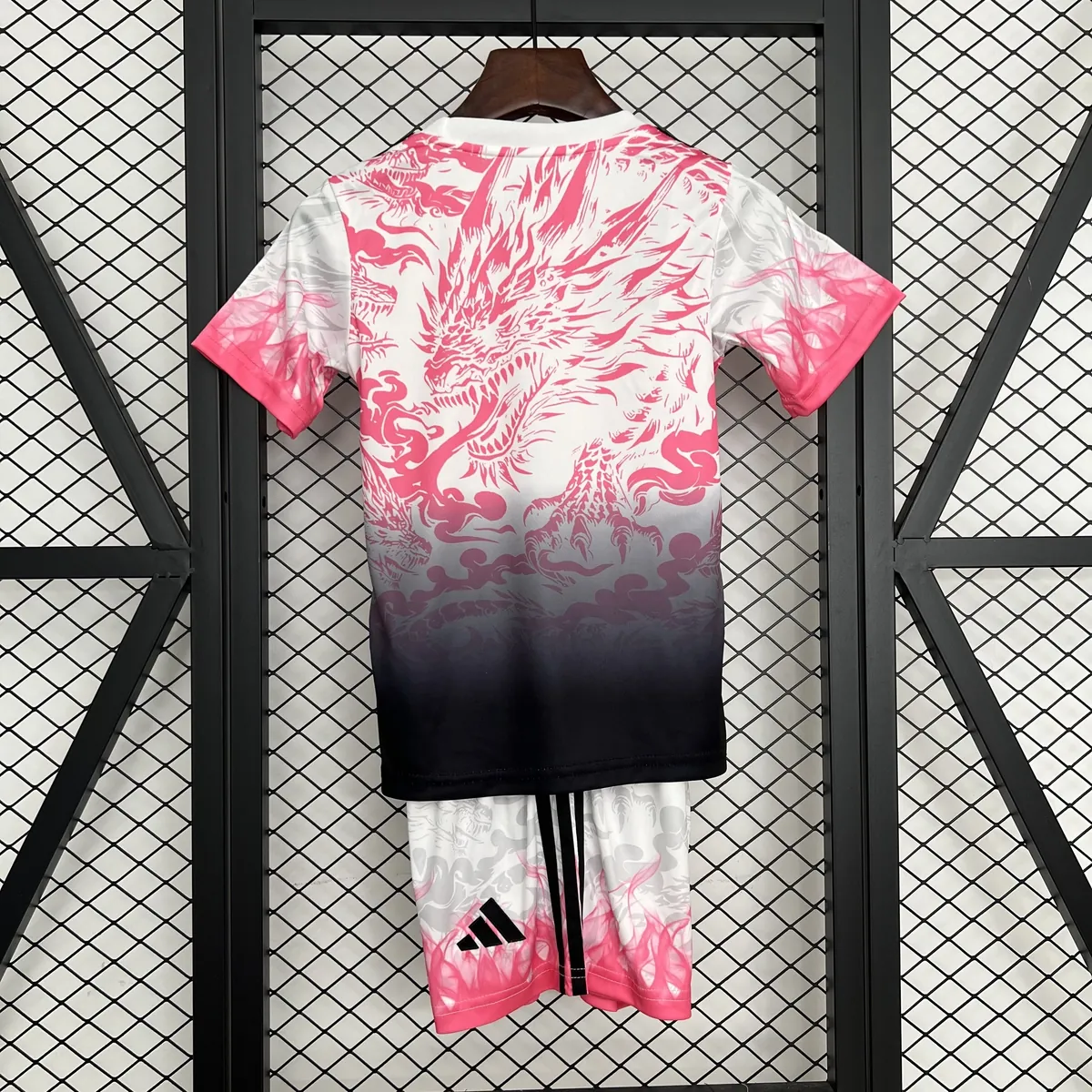 25-26 Real Madrid Special Edition Kids Kit Youth Futbol Dragon Pattern Set AAAAJersey Supply Yu 3