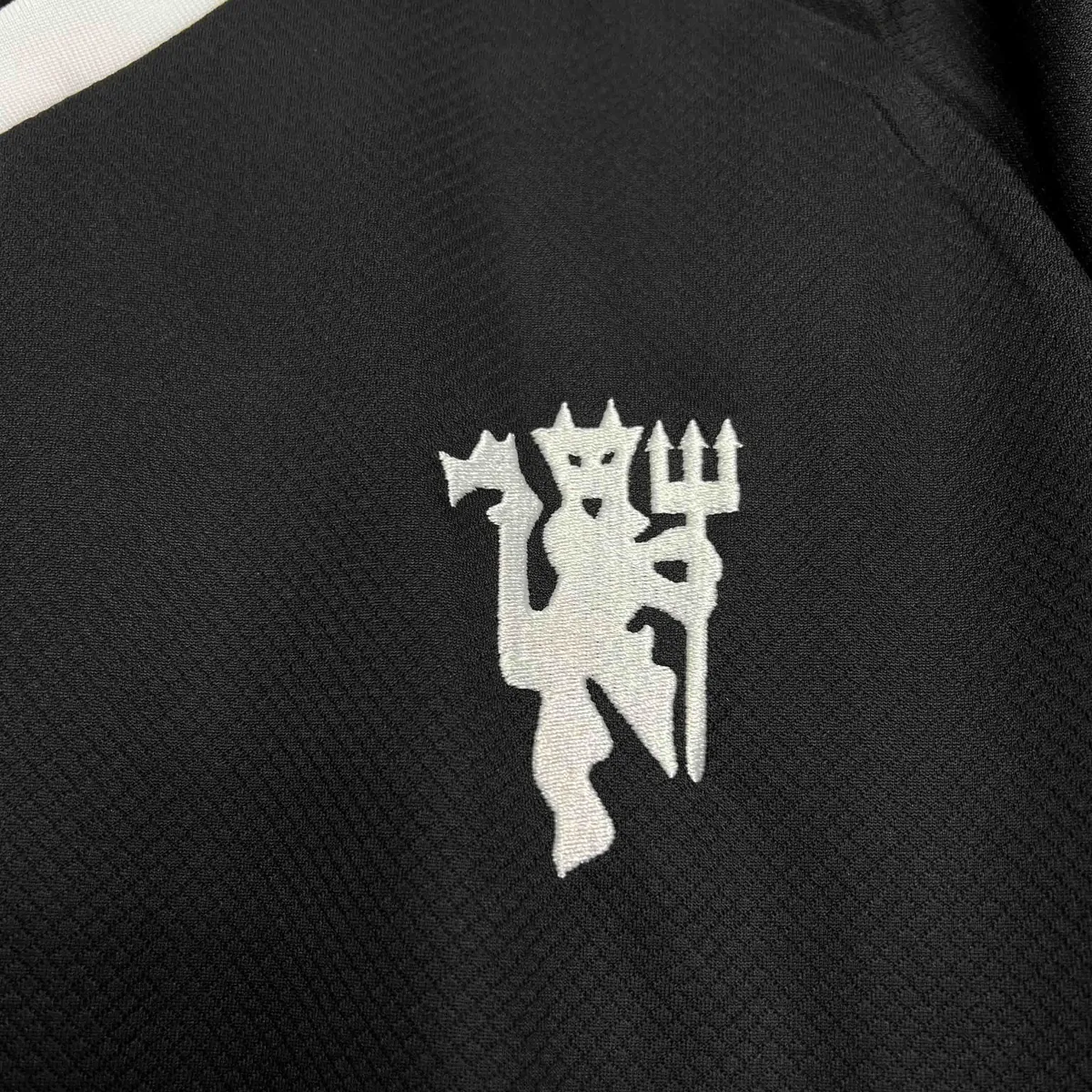 24-25 Manchester United Black GoalKeeper Kit Soccer Uniforms Soccer AAAAJersey Yupoo 3