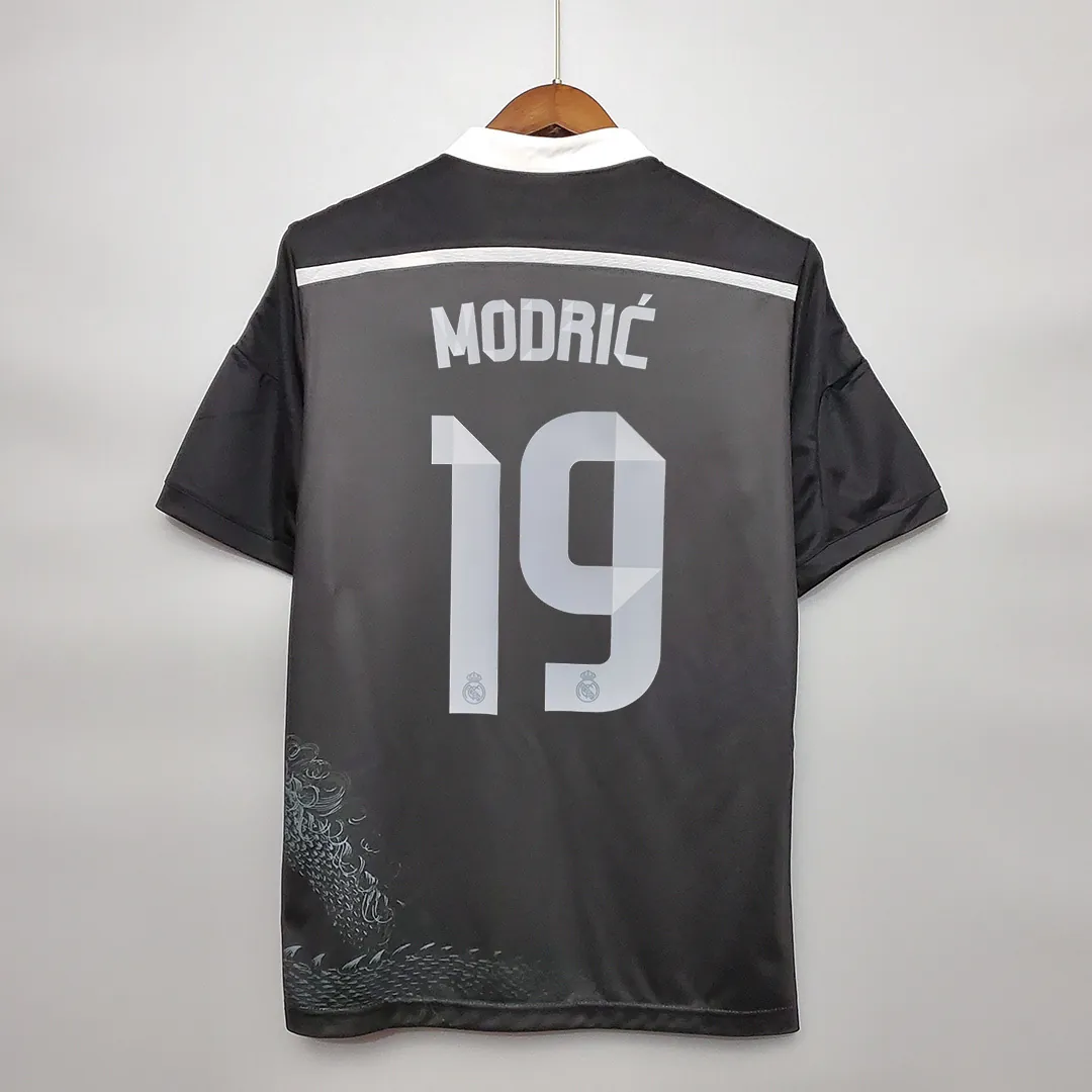14-15 Real Madrid third away 13