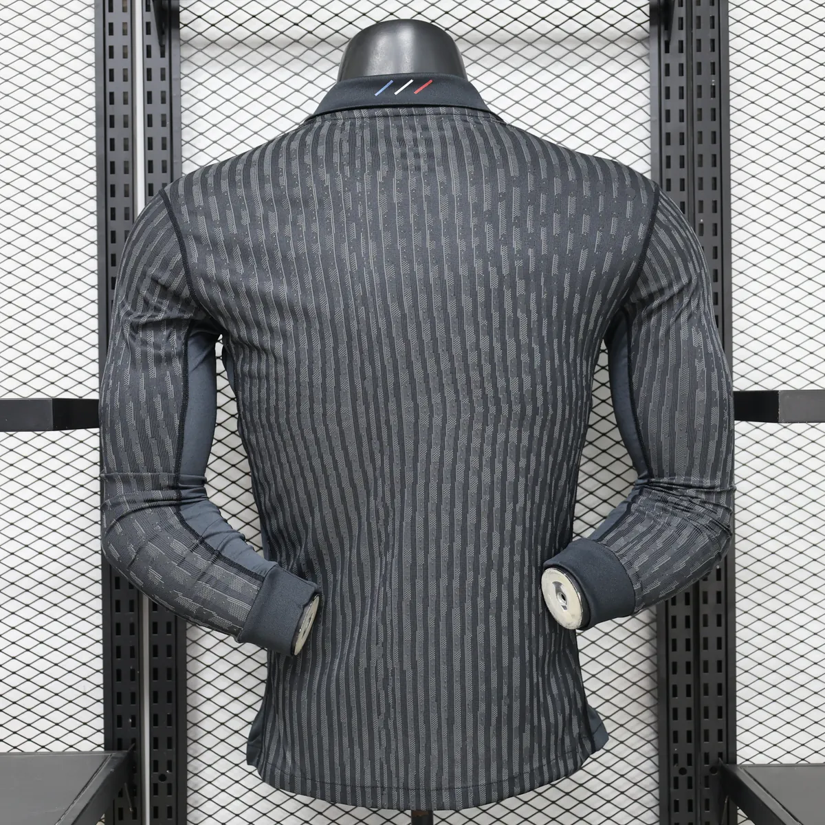 2025-26 PSG Away long sleeved football jersey player version AAAA Jersey Drop ship Yupoo 5