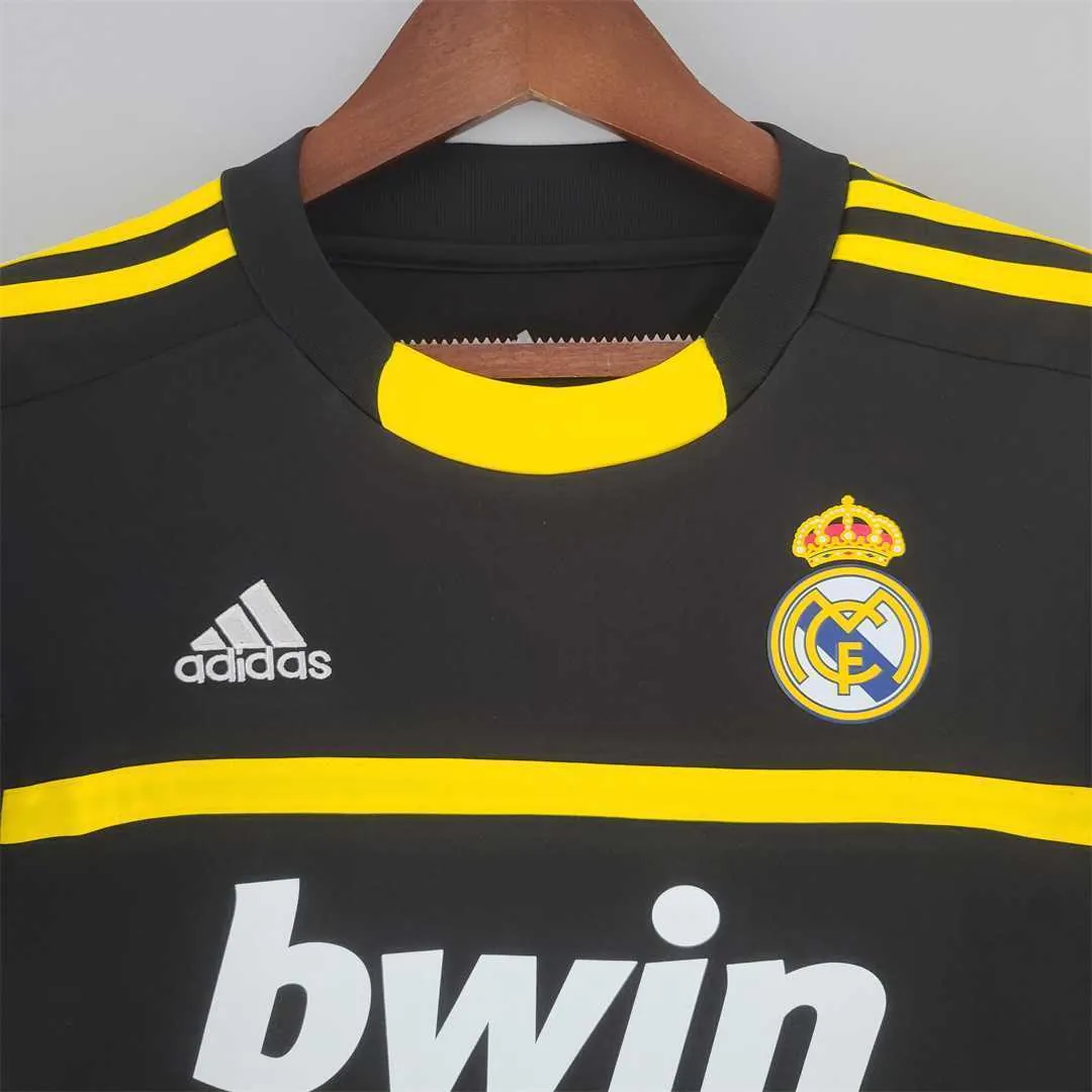 11-12 Real Madrid goalkeeper black 10