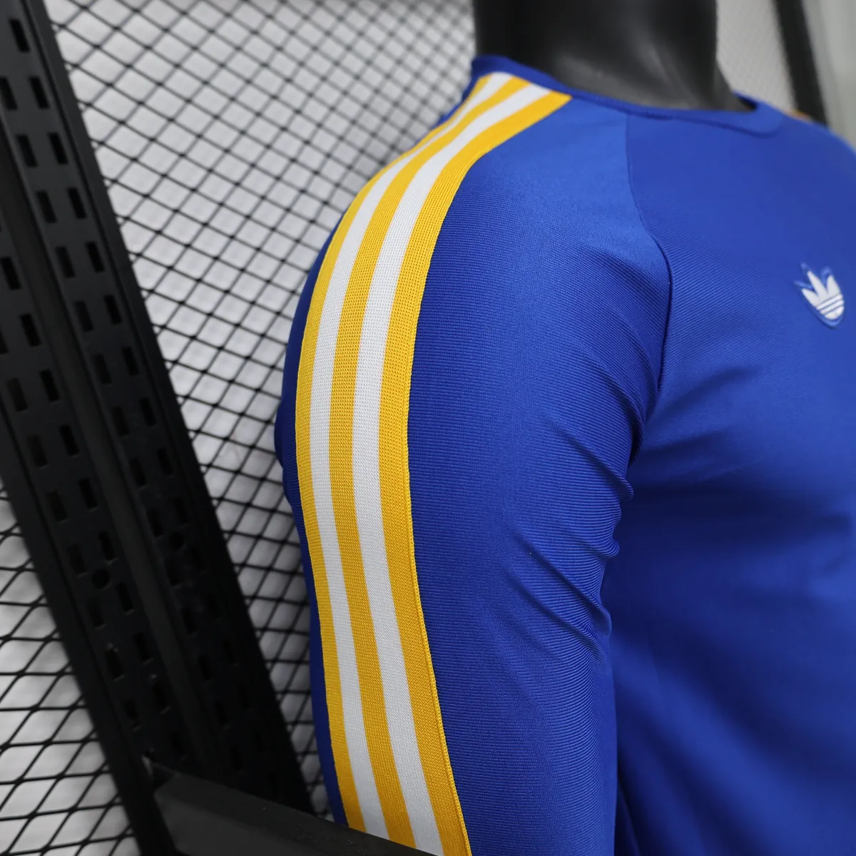 26-27 Real Madrid Mens Casual Retro Style Football Long Sleeve Shirt AAAAJersey Wholesale Yupoo6 5