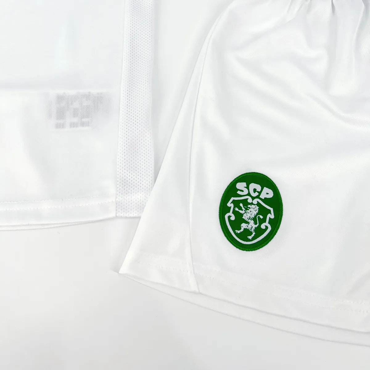 24-25 Sporting CP Away Kid Kits Youth Apparels AAAAJersey Wholesale Yupoo-1 2