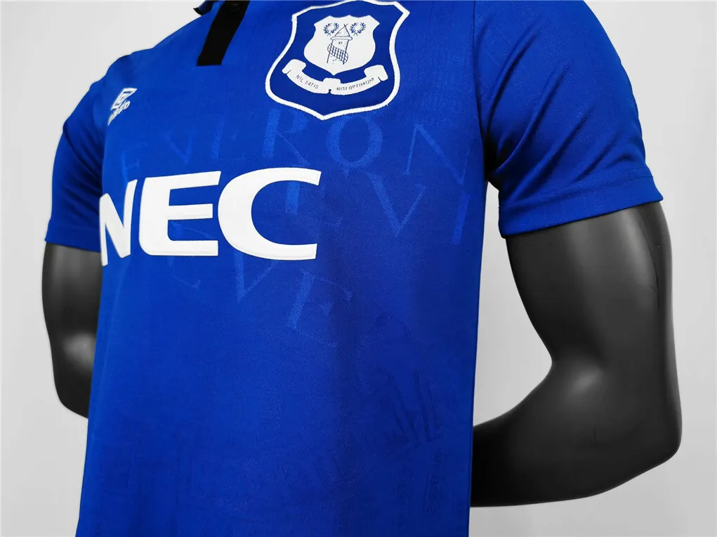 95-96 Everton home 9