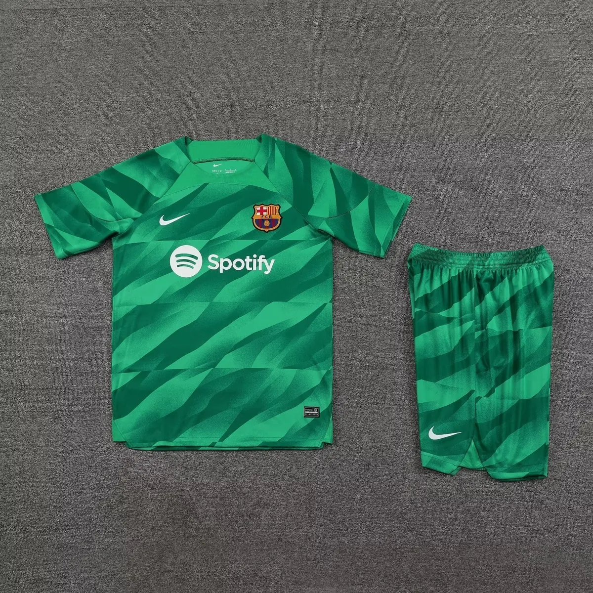 23-24 Barcelona Goalkeeper Soccer Jerseys Yupoo 1