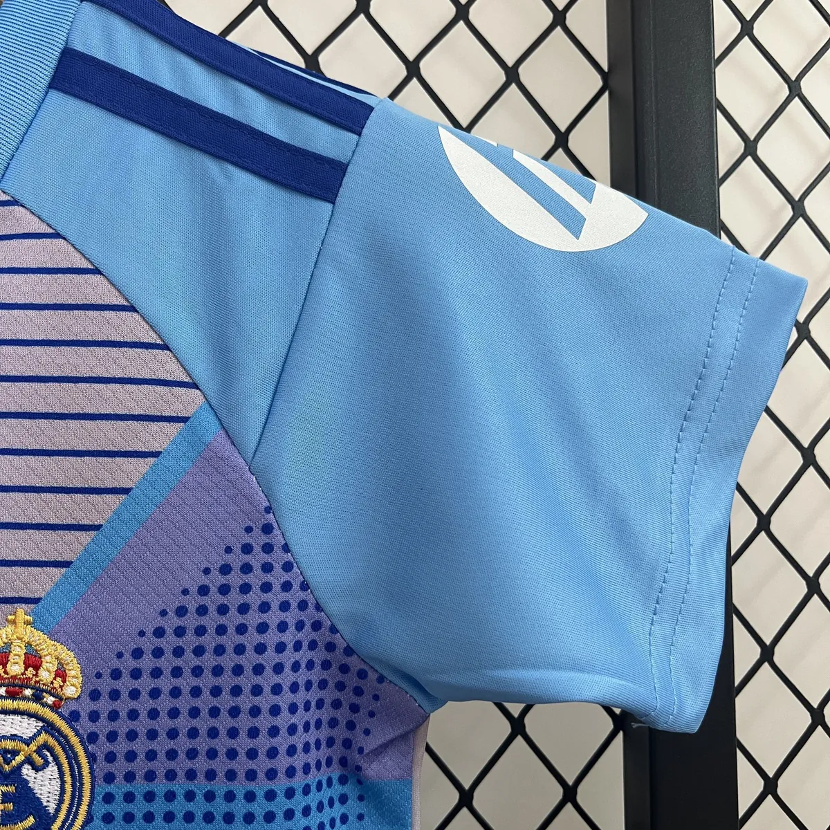 24-25 Real Madrid Goalkeeper Kid Kits Blue Youth Apparels AAAAJersey Supplier Yupoo 5
