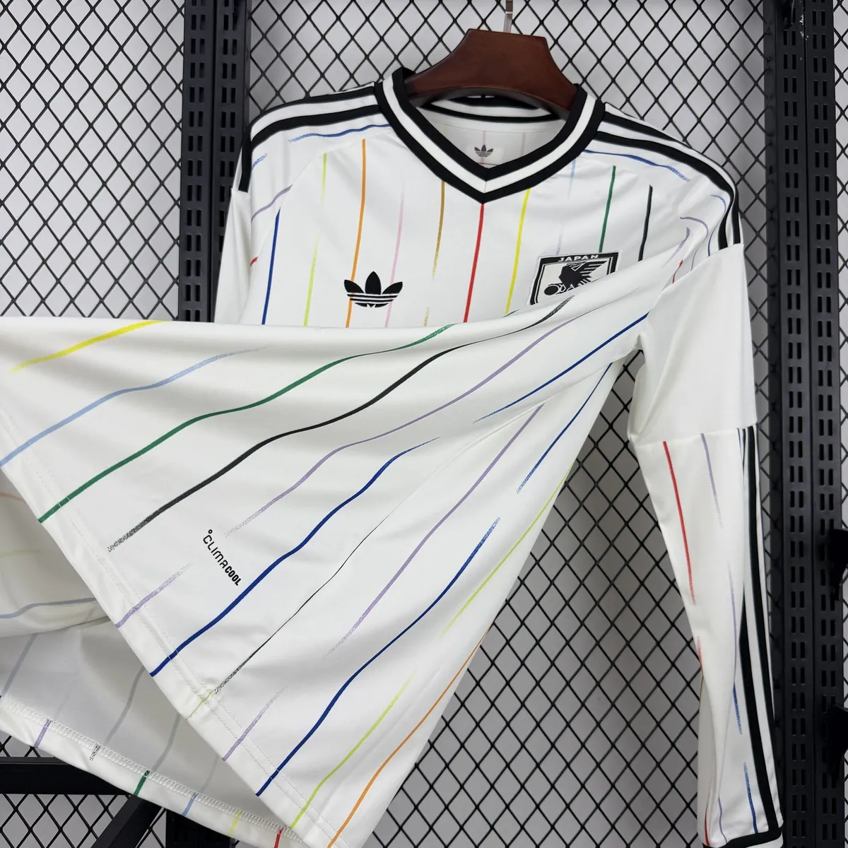 2026 World Cup Japan Mens Away Kit Soccer Long Sleeve T-Shirt AAAAJerseys Supply Yupoo 8 4