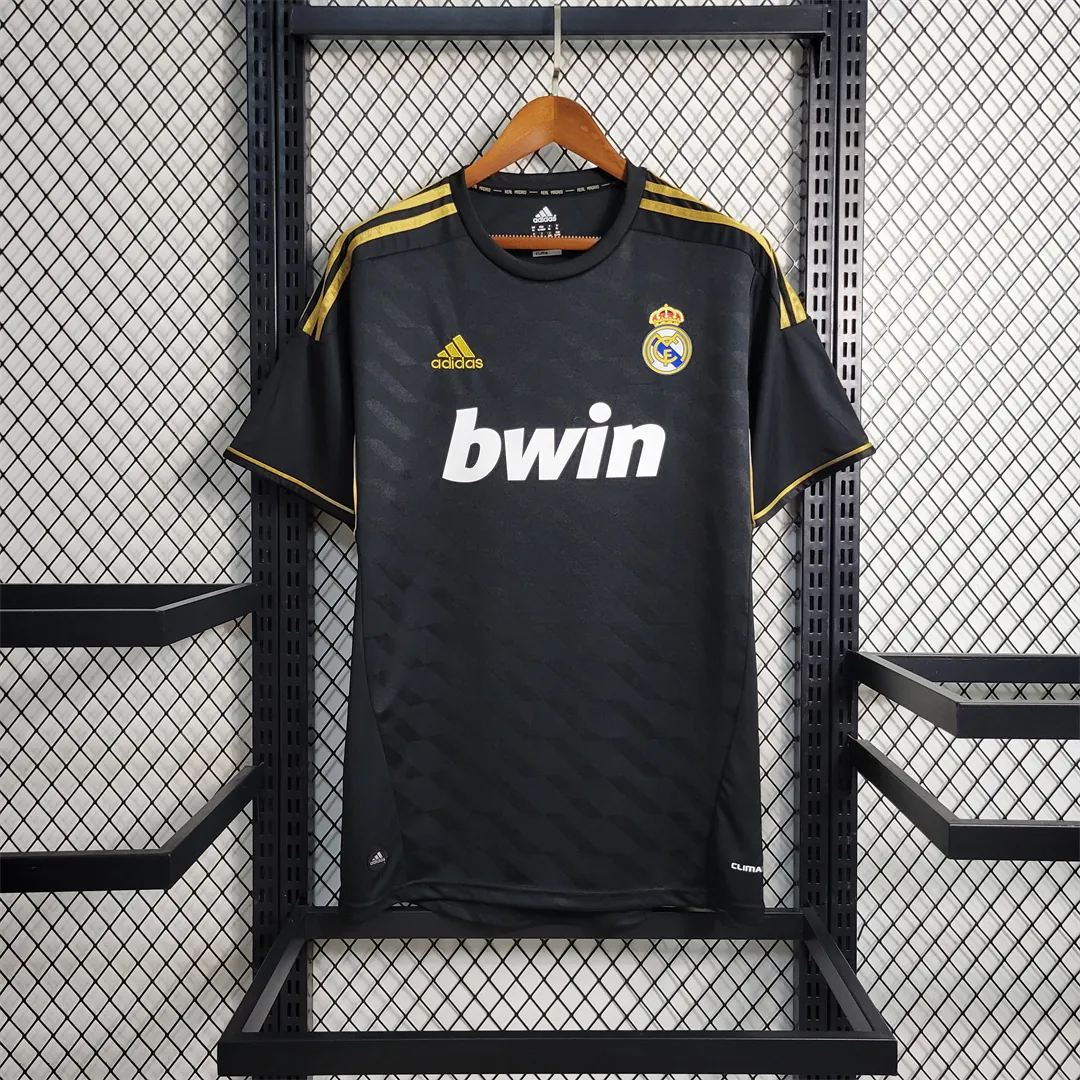 11-12 Real Madrid away black 9