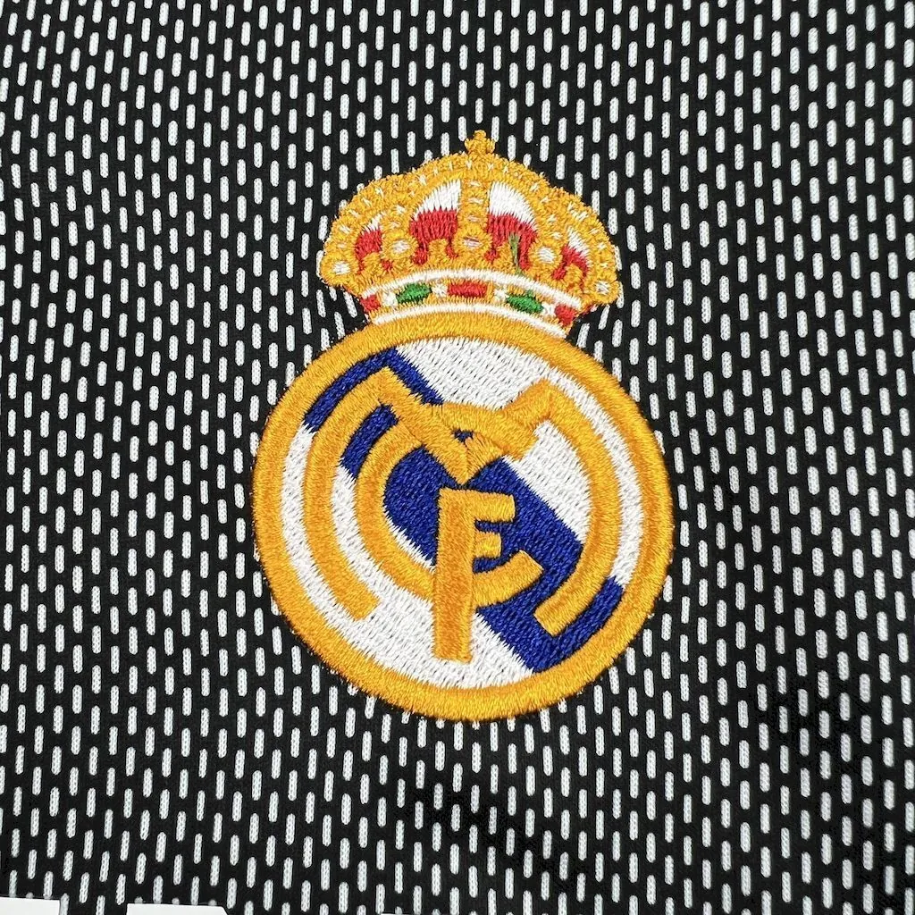 02-03 Real Madrid Goalkeeper Retro Kit Vintage Shirt AAAAJersey Supply Yupoo 2