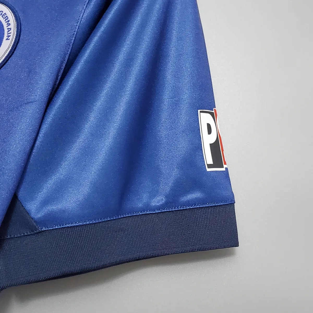 98-99 PSG home 7