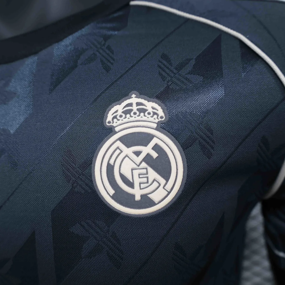 24-25 Real Madrid Retro Style Kid Player Version Shirt AAAAJersey Supplier Yupoo 3