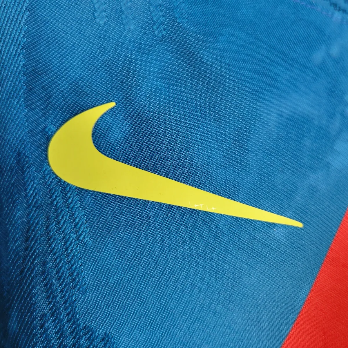 23-24 Barcelona Blue Classic player version 7