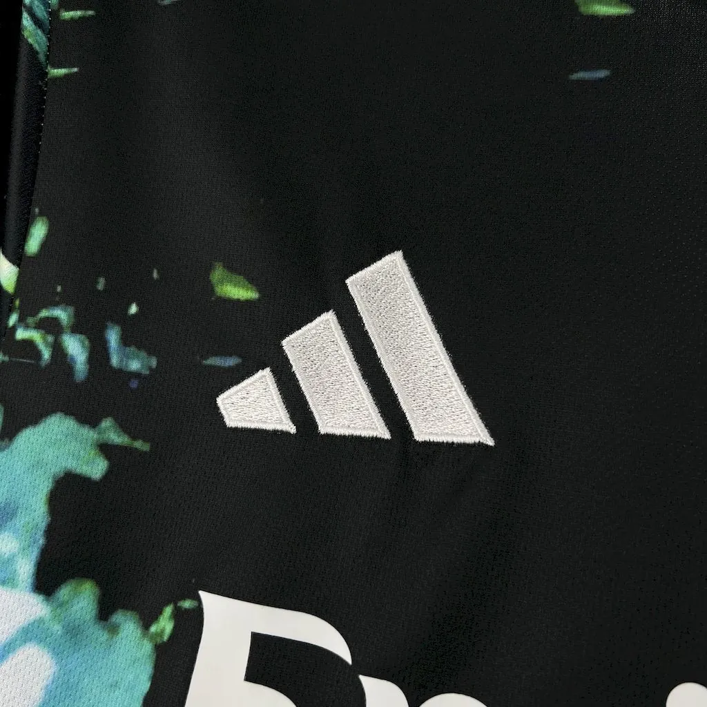 25-26 Real Madrid Green Special Edition T-Shirt Football Apparels Soccer AAAAJersey Yupoo 2