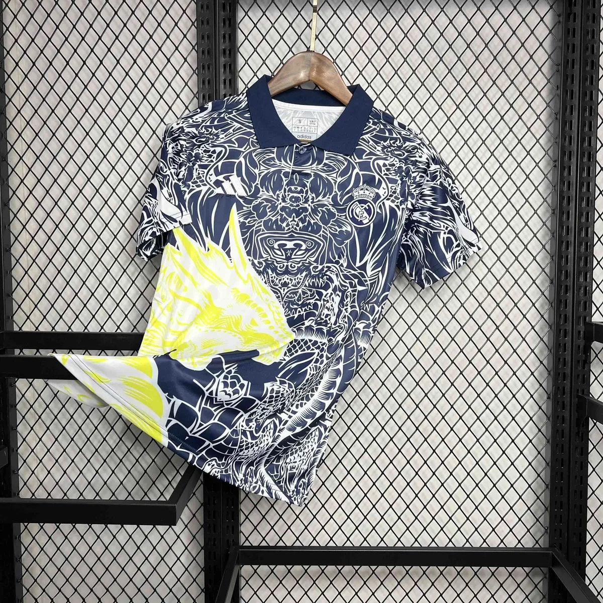24-25 Real Madrid Shiny Dragon Special Edition Kit Soccer Uniform AAAAJersey Dropshiping Yupoo 3