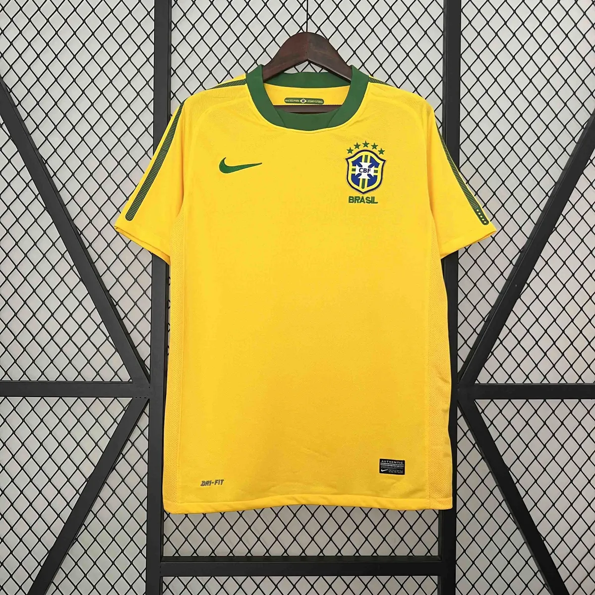 2010 Brazil Home Retro Kit Vintage Shirt Football AAAAJersey Supplier 8