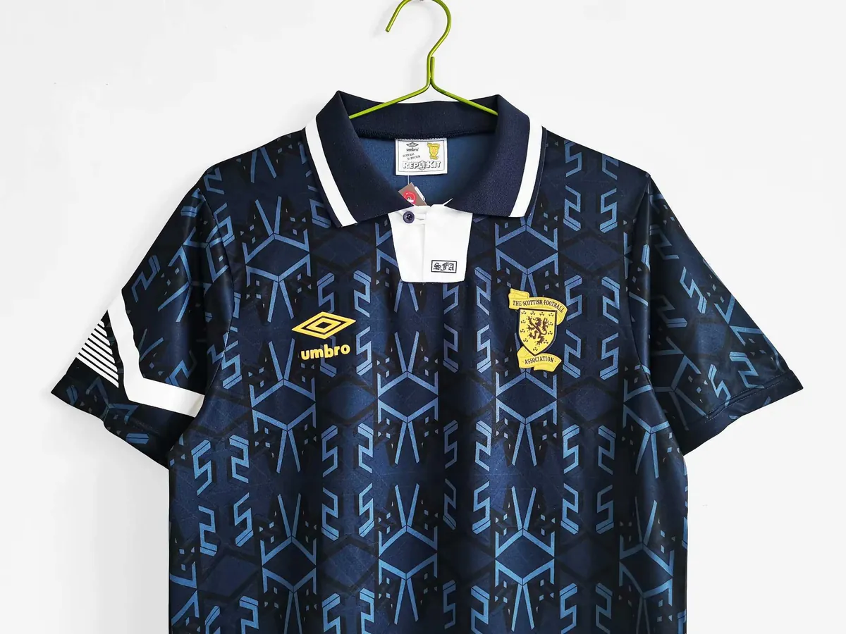 92-93 Scotland home 1