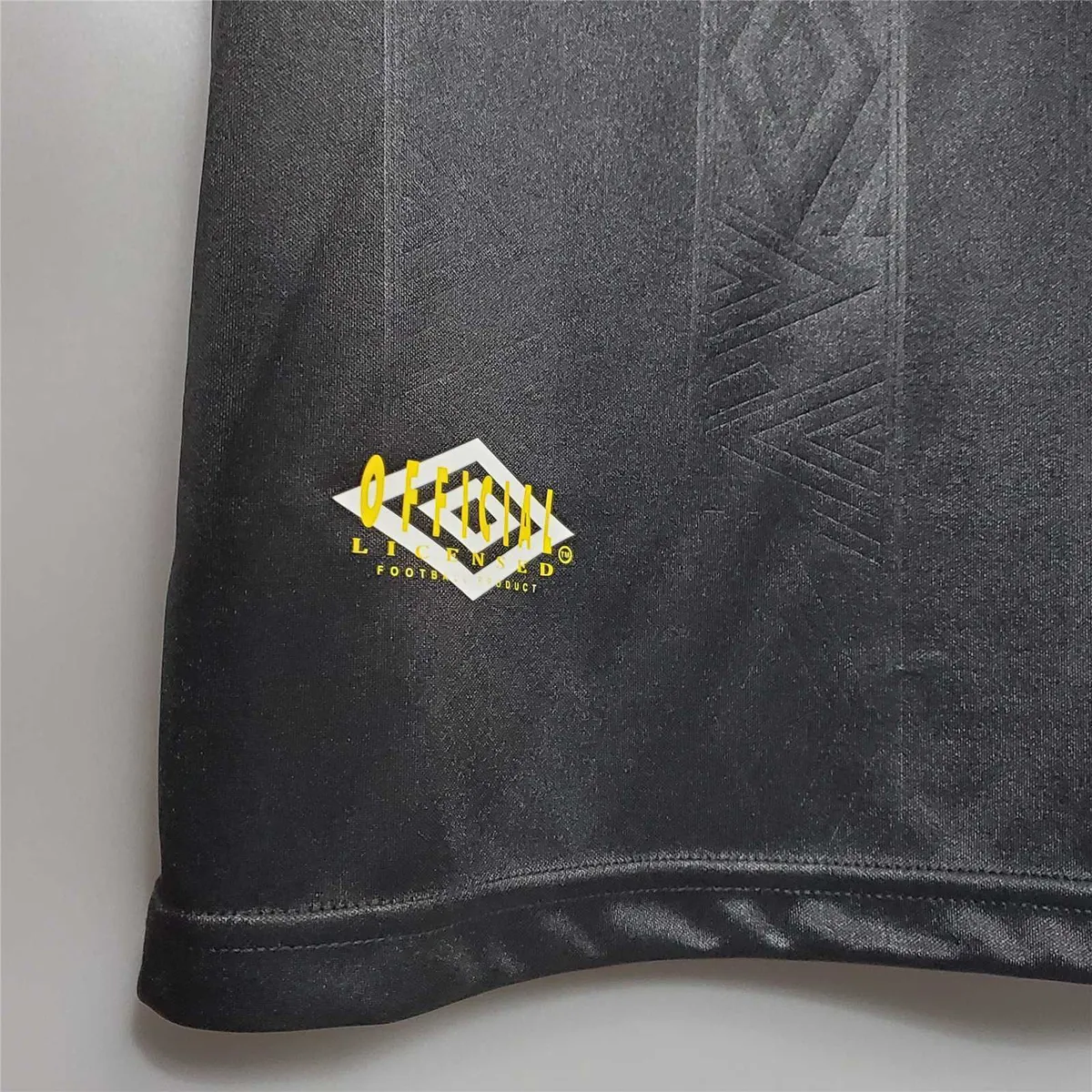 93-94 Manchester United away 3