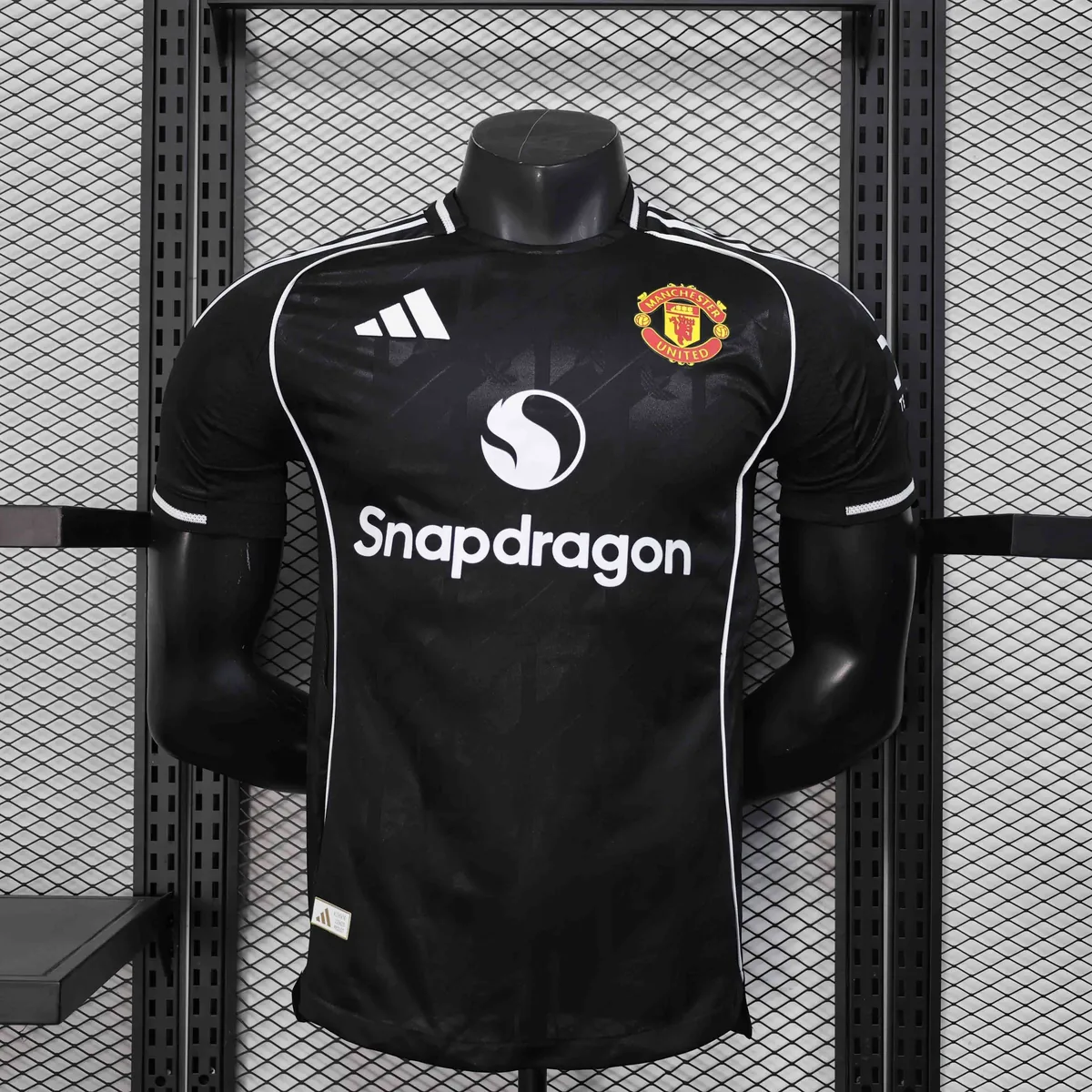 25-26 Manchester United OG Black Special Edition Player Version Shirt AAAAJersey Supply Yupoo 3