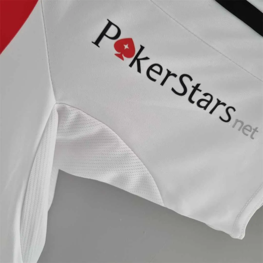 09-10 River Plate home 9