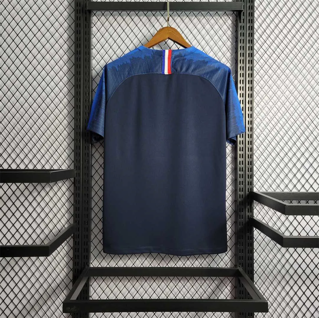2018 France home 7