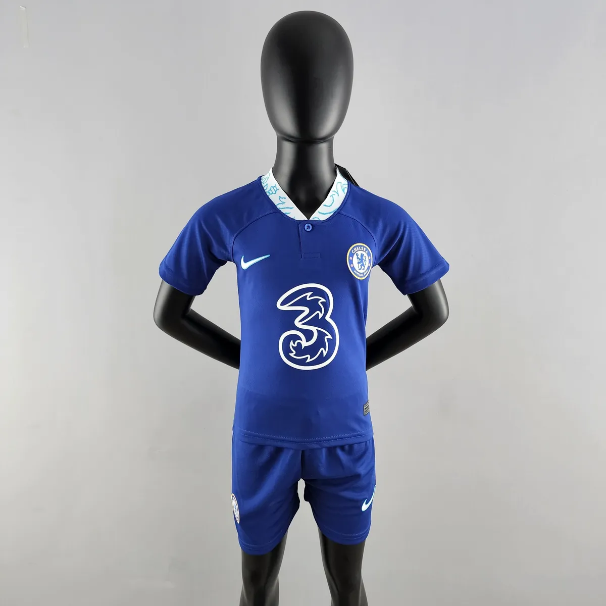 22-23 Chelsea home kids kit 9