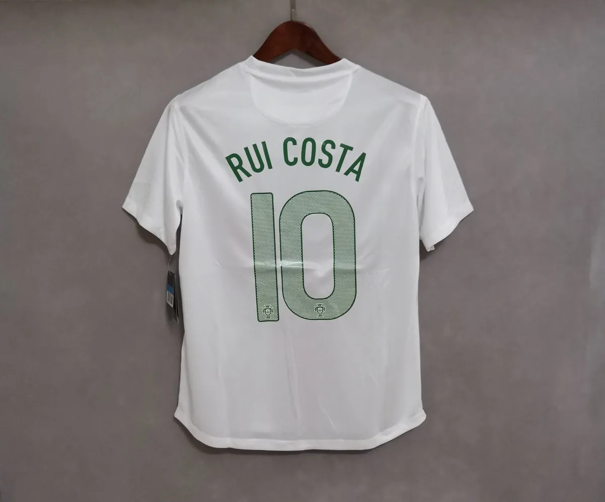 2012 Portugal away white 20
