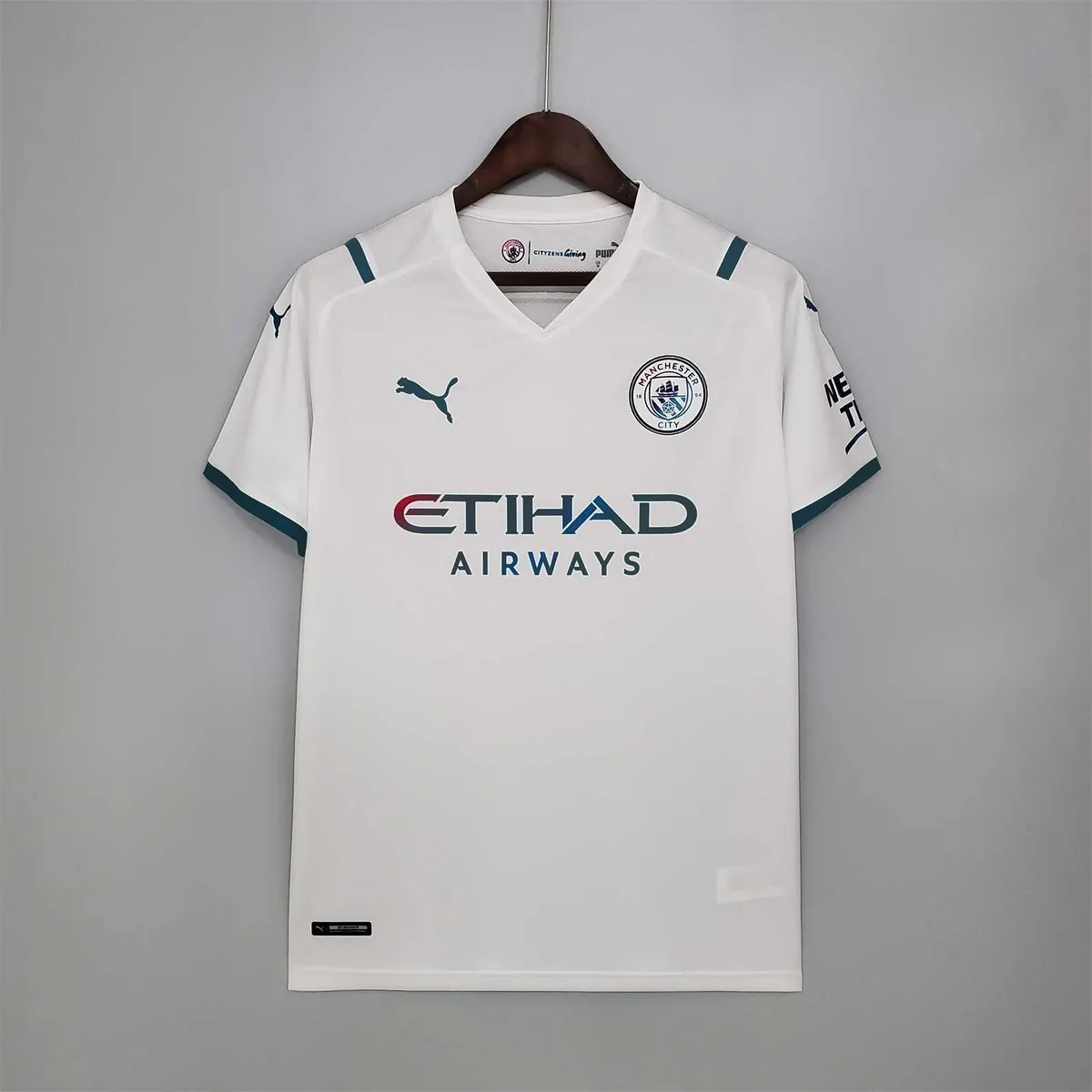 21-22 Manchester City away 23