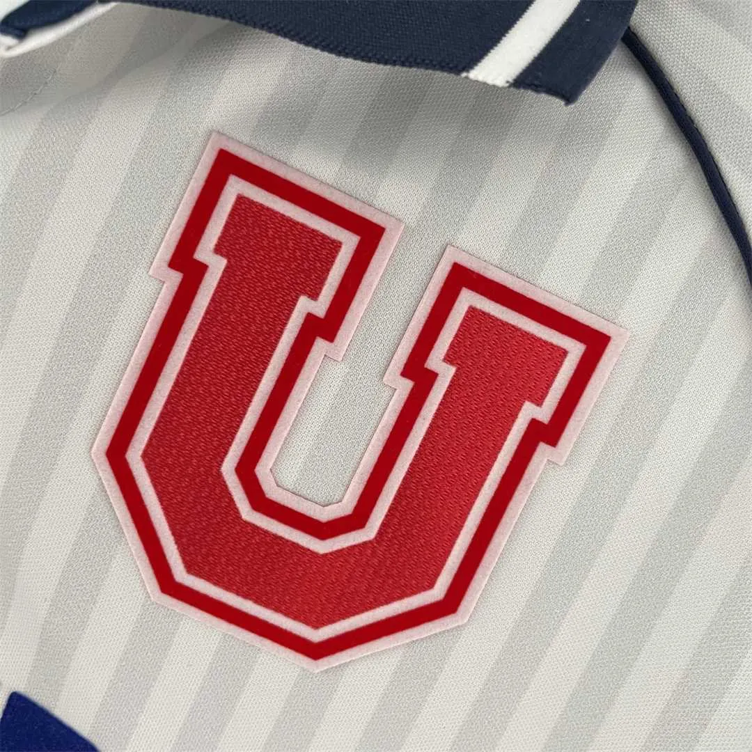 94-95 University of Chile away 2